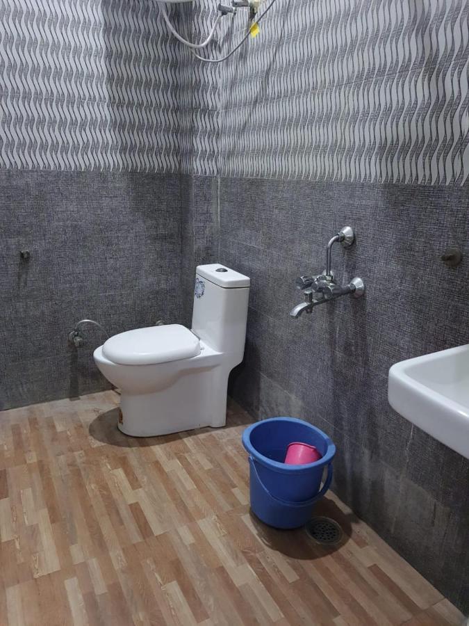 Oyo 83936 Chaudhary Guest House Bulandshahr Ngoại thất bức ảnh