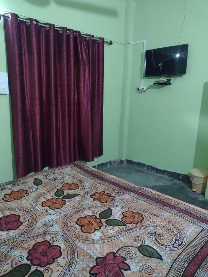 Oyo 83936 Chaudhary Guest House Bulandshahr Ngoại thất bức ảnh