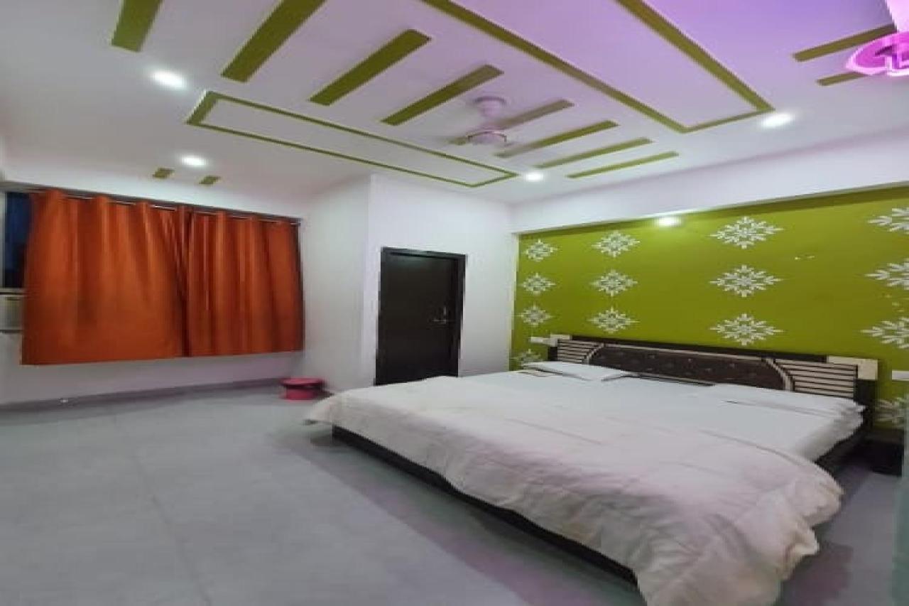 Oyo 83936 Chaudhary Guest House Bulandshahr Ngoại thất bức ảnh